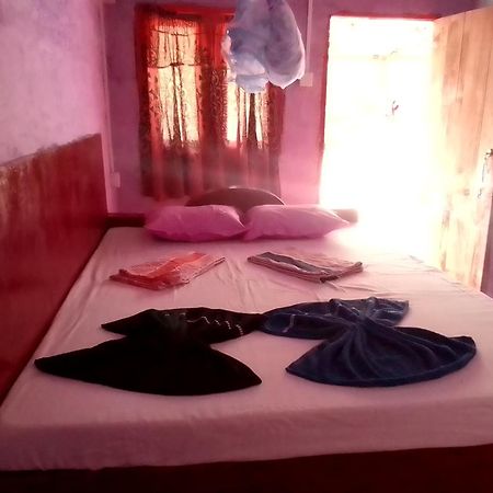 Star Sun Homestay Tangalle Bagian luar foto