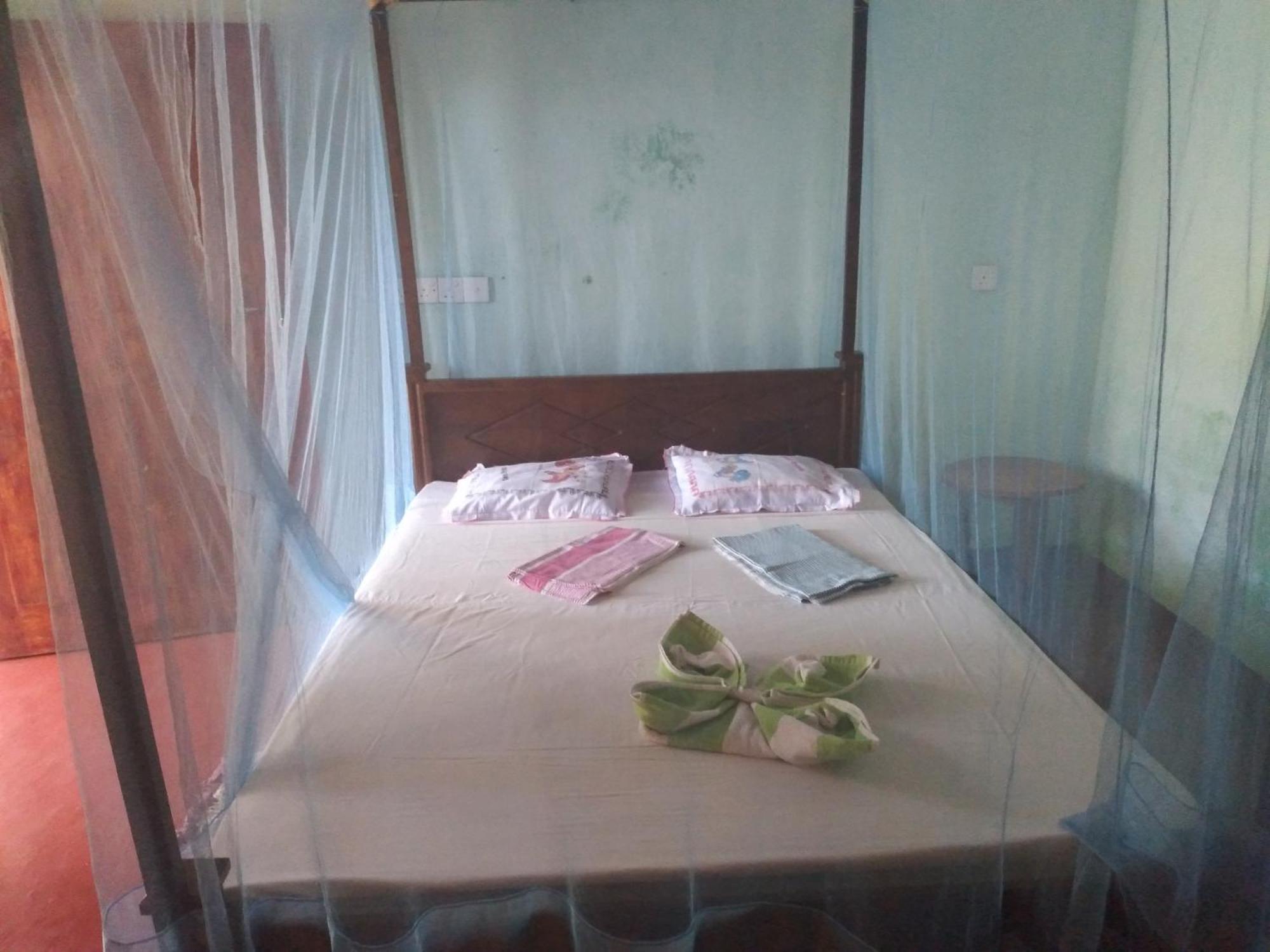 Star Sun Homestay Tangalle Bagian luar foto