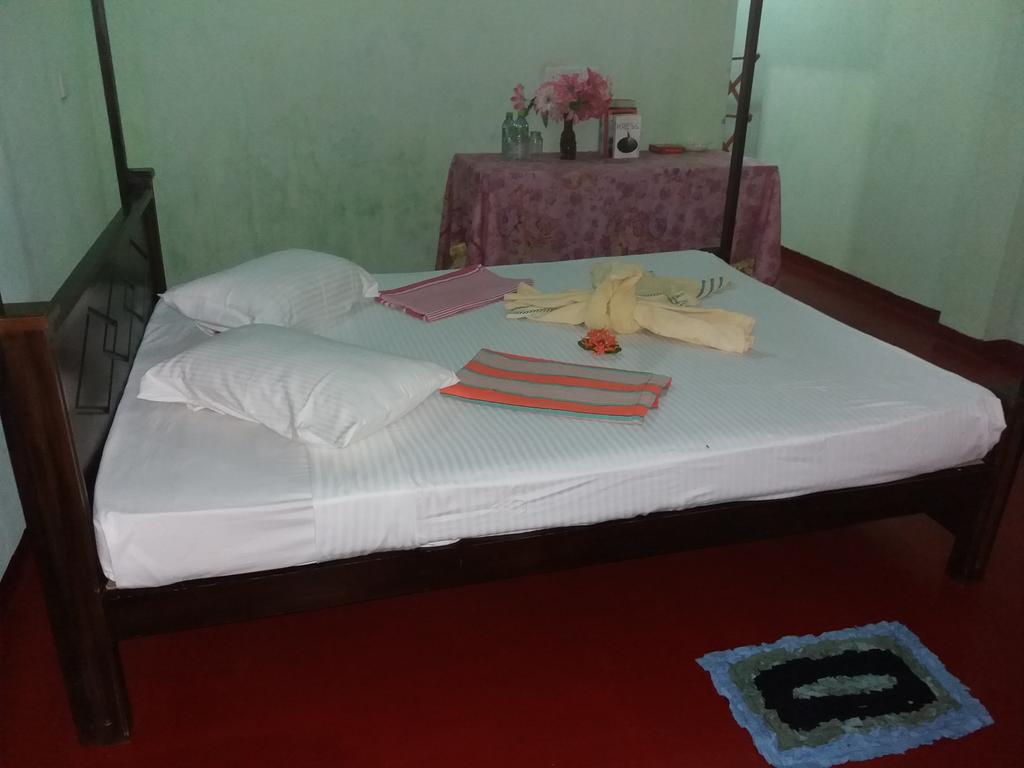 Star Sun Homestay Tangalle Bagian luar foto